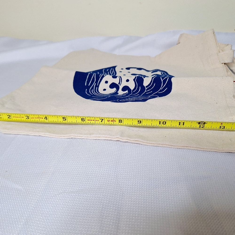 NWT True Religion brand " The Save Mother Earth" reuseable shopper/tote. - Picture 4 of 7